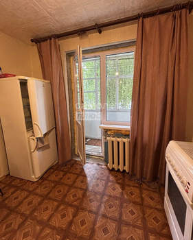 2-к квартира, вторичка, 52м2, 1/5 этаж