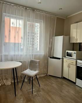1-к квартира, вторичка, 40м2, 2/19 этаж