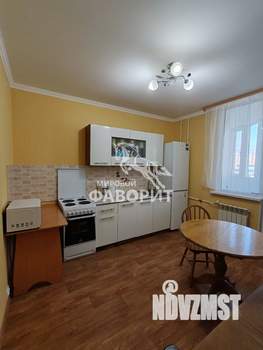 2-к квартира, вторичка, 56м2, 8/17 этаж