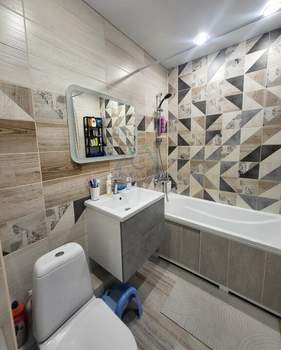 3-к квартира, вторичка, 57м2, 10/17 этаж
