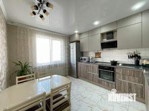 2-к квартира, вторичка, 58м2, 8/14 этаж