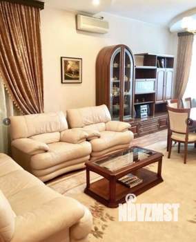 4-к квартира, вторичка, 109м2, 5/5 этаж