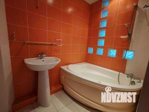 3-к квартира, вторичка, 77м2, 8/10 этаж