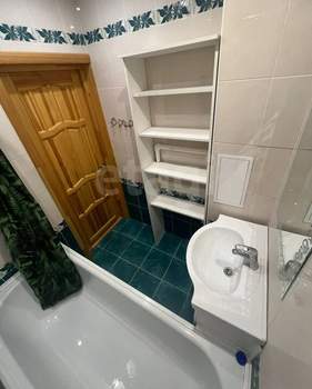 2-к квартира, вторичка, 58м2, 8/15 этаж