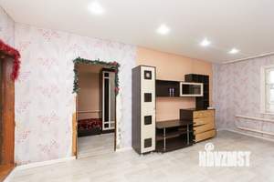 2-к квартира, вторичка, 35м2, 1/1 этаж