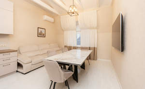 4-к квартира, вторичка, 142м2, 2/3 этаж