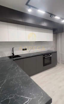 3-к квартира, вторичка, 58м2, 17/17 этаж