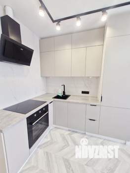 2-к квартира, вторичка, 63м2, 7/17 этаж