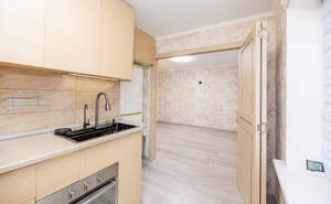 2-к квартира, вторичка, 43м2, 1/5 этаж