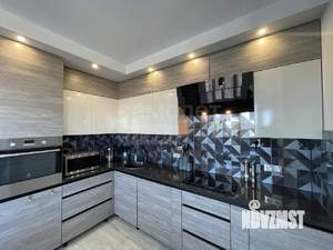 3-к квартира, вторичка, 90м2, 9/14 этаж