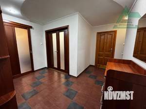 2-к квартира, вторичка, 64м2, 1/10 этаж