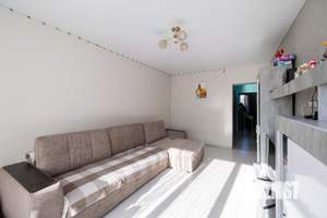 2-к квартира, вторичка, 70м2, 1/9 этаж
