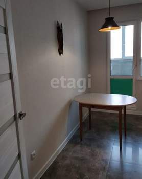 2-к квартира, вторичка, 60м2, 8/17 этаж