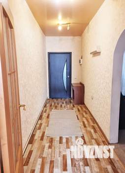 3-к квартира, вторичка, 70м2, 1/1 этаж