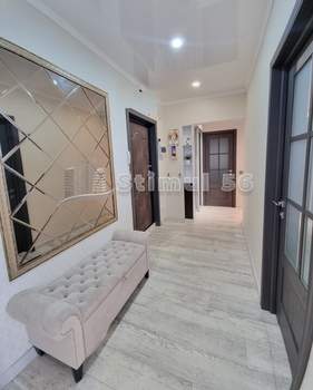 2-к квартира, вторичка, 52м2, 10/17 этаж