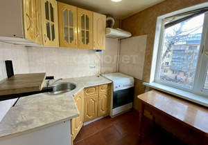 2-к квартира, вторичка, 46м2, 3/5 этаж