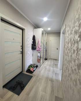 3-к квартира, вторичка, 57м2, 10/17 этаж
