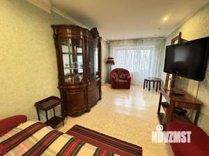 2-к квартира, вторичка, 42м2, 3/5 этаж