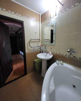 2-к квартира, вторичка, 65м2, 5/10 этаж