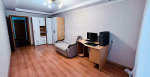 2-к квартира, вторичка, 64м2, 1/10 этаж