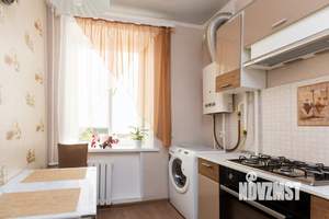 3-к квартира, вторичка, 70м2, 3/3 этаж