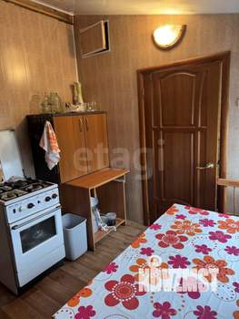 3-к квартира, вторичка, 58м2, 1/1 этаж