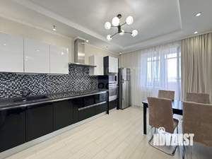 3-к квартира, вторичка, 102м2, 12/14 этаж