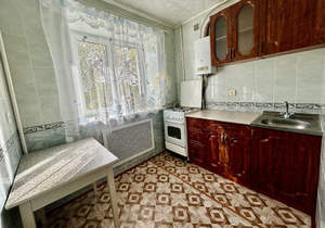2-к квартира, вторичка, 42м2, 3/5 этаж