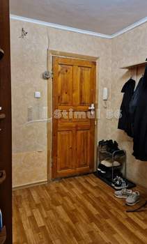 2-к квартира, вторичка, 53м2, 1/5 этаж