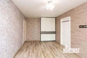 4-к квартира, вторичка, 61м2, 3/5 этаж