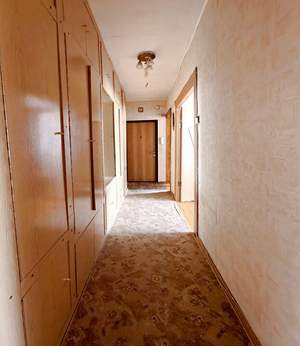 3-к квартира, вторичка, 63м2, 8/9 этаж