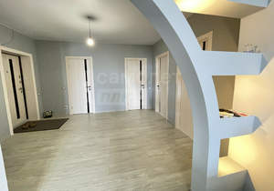 3-к квартира, вторичка, 90м2, 9/14 этаж