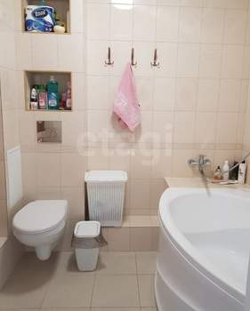 1-к квартира, вторичка, 42м2, 10/17 этаж