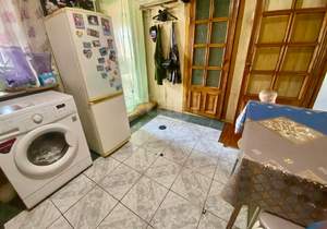 2-к квартира, вторичка, 44м2, 1/1 этаж