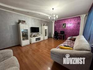 3-к квартира, вторичка, 130м2, 2/4 этаж