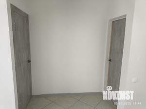 2-к квартира, вторичка, 43м2, 1/4 этаж