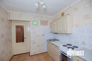 2-к квартира, вторичка, 42м2, 1/12 этаж