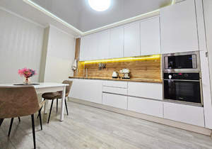 2-к квартира, вторичка, 66м2, 11/17 этаж