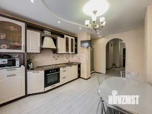 4-к квартира, вторичка, 125м2, 2/17 этаж