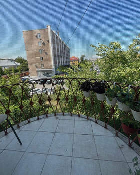 3-к квартира, вторичка, 70м2, 3/3 этаж