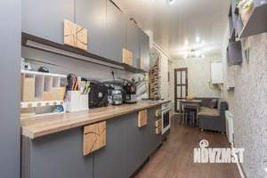 4-к квартира, вторичка, 74м2, 1/1 этаж