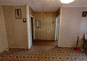 3-к квартира, вторичка, 42м2, 3/5 этаж