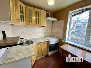 2-к квартира, вторичка, 46м2, 3/5 этаж