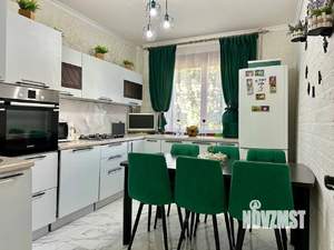6-к квартира, вторичка, 82м2, 3/10 этаж