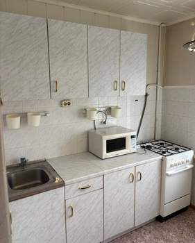 2-к квартира, вторичка, 50м2, 4/10 этаж