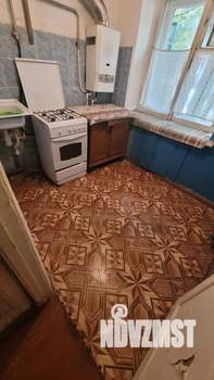 2-к квартира, вторичка, 42м2, 1/6 этаж