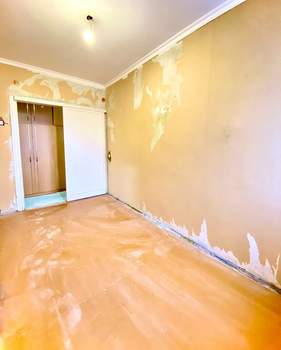 3-к квартира, вторичка, 57м2, 8/9 этаж