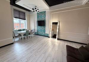 3-к квартира, вторичка, 82м2, 1/3 этаж