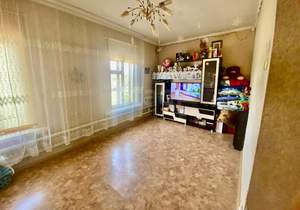2-к квартира, вторичка, 44м2, 1/1 этаж
