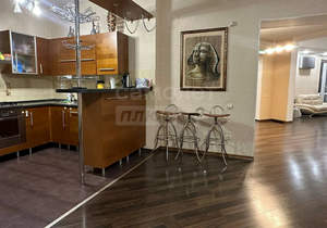 3-к квартира, вторичка, 207м2, 5/7 этаж